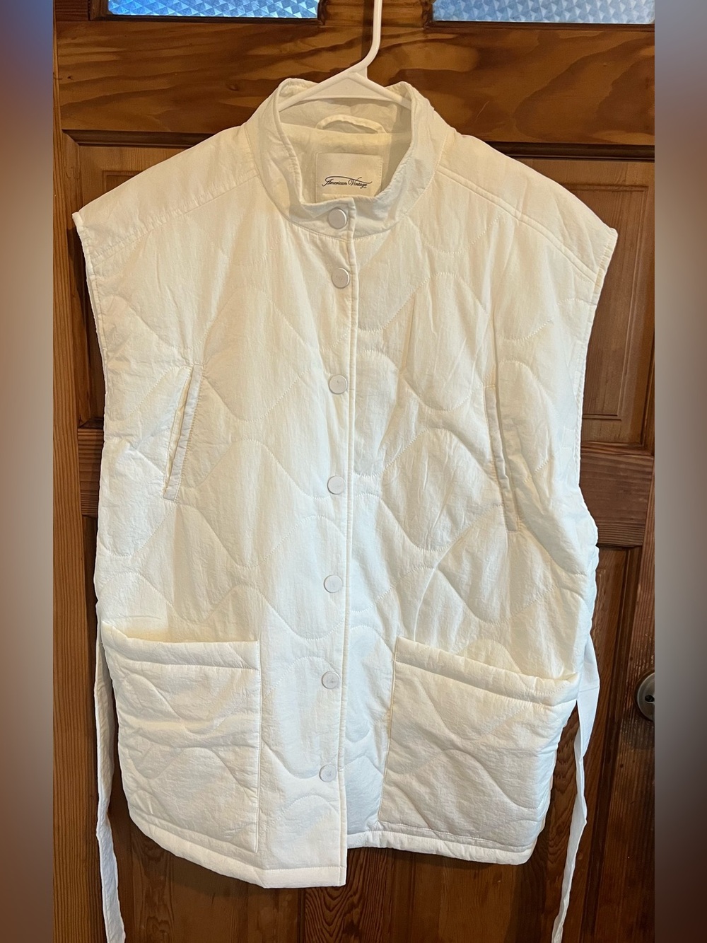 American Vintage off-White Quilted Sleeveless Vest
